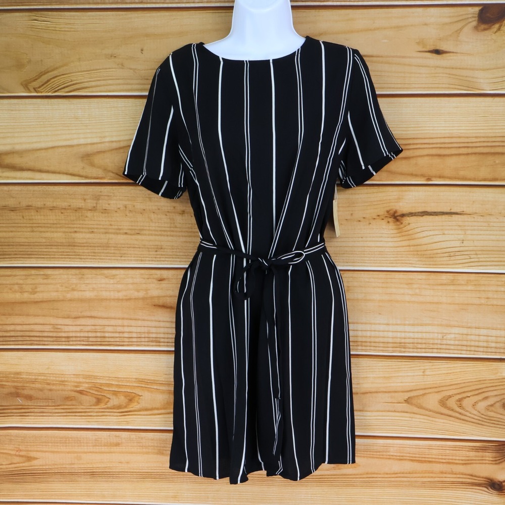 Forever 21 Dress Womens Size L Black White Stripes Polyester Belted LIGHTWEIGHT